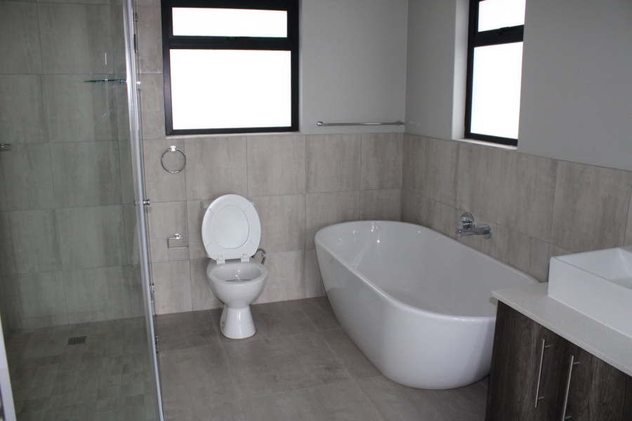 3 Bedroom Property for Sale in Kidds Beach Eastern Cape